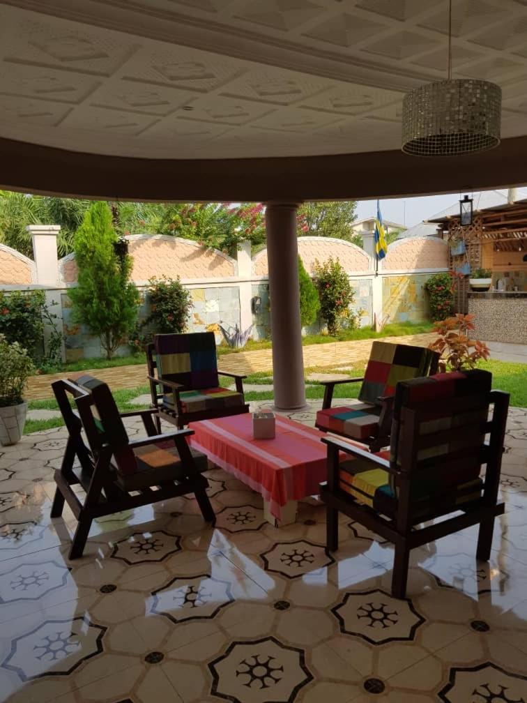 Nana Adu Guest House Koforidua Luaran gambar