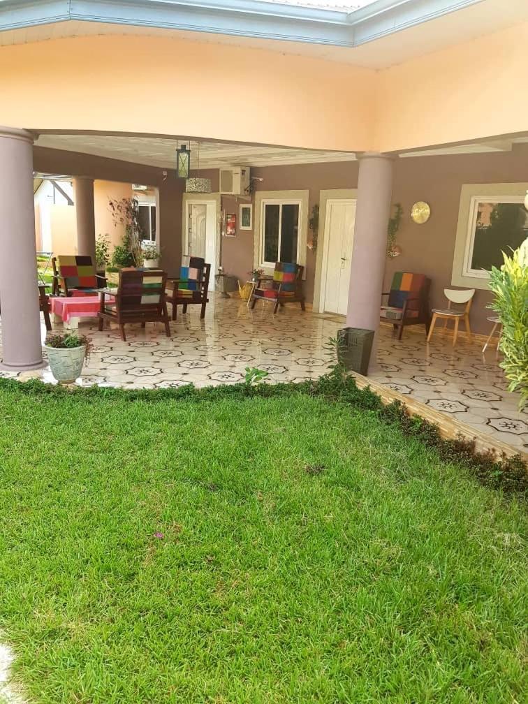 Nana Adu Guest House Koforidua Luaran gambar