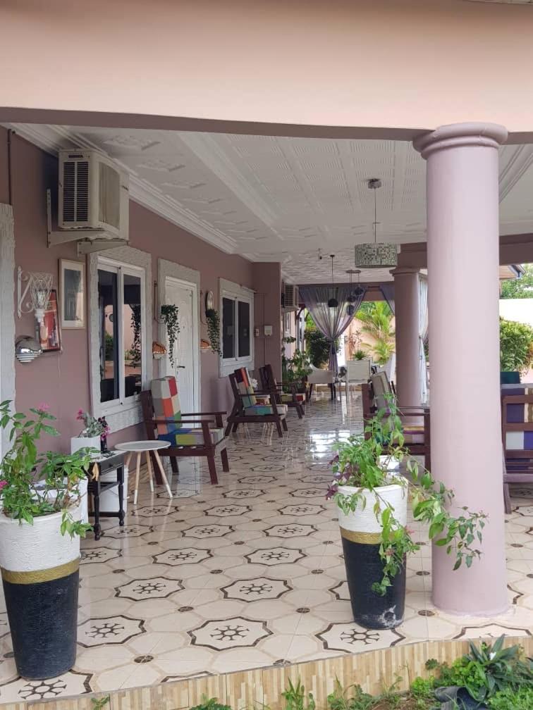 Nana Adu Guest House Koforidua Luaran gambar